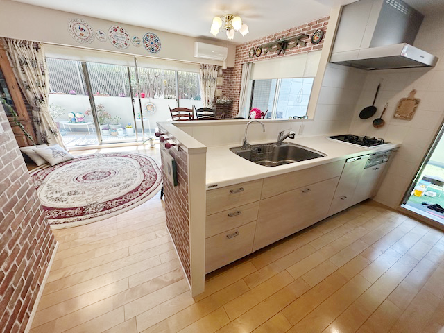 イニシア新百合ヶ丘 対面キッチン